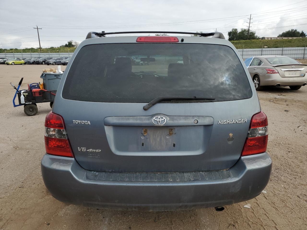 2004 Toyota Highlander VIN: JTEEP21A040061984 Lot: 82117895