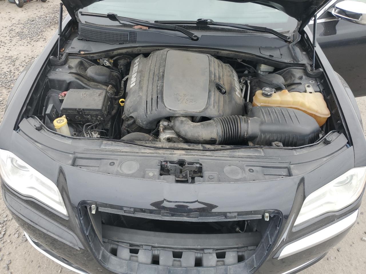 2011 Chrysler 300C VIN: 2C3CA6CT2BH514633 Lot: 84243005
