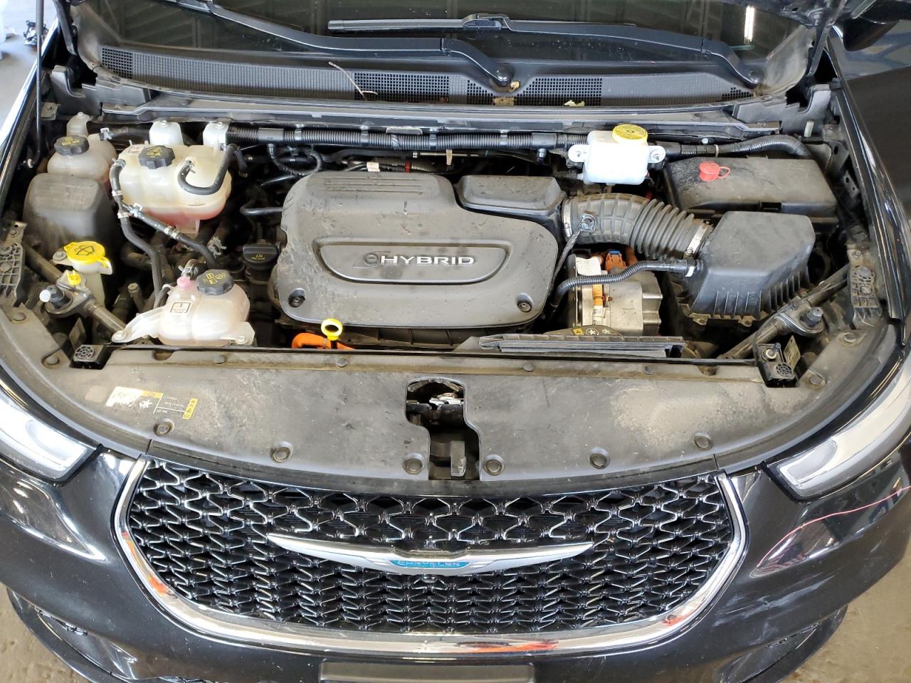 2021 Chrysler Pacifica Hybrid Touring L VIN: 2C4RC1L76MR605696 Lot: 71123825