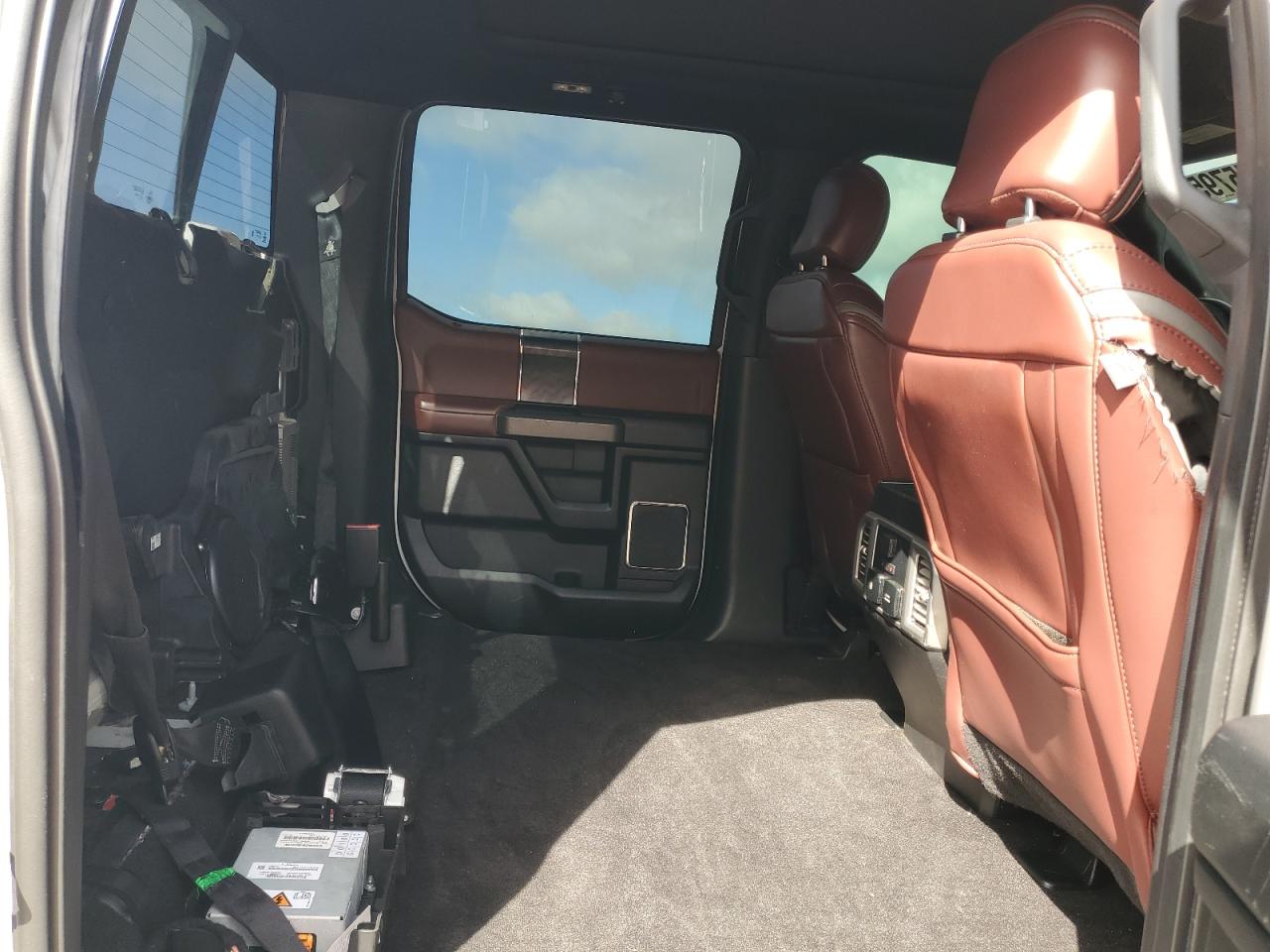 2018 Ford F150 Supercrew VIN: 1FTFW1E12JFD73118 Lot: 84455795