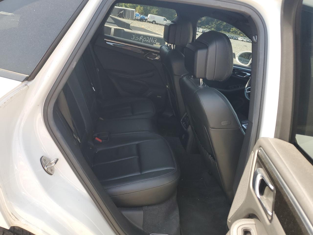 2018 Porsche Macan S VIN: WP1AB2A54JLB36408 Lot: 81394835