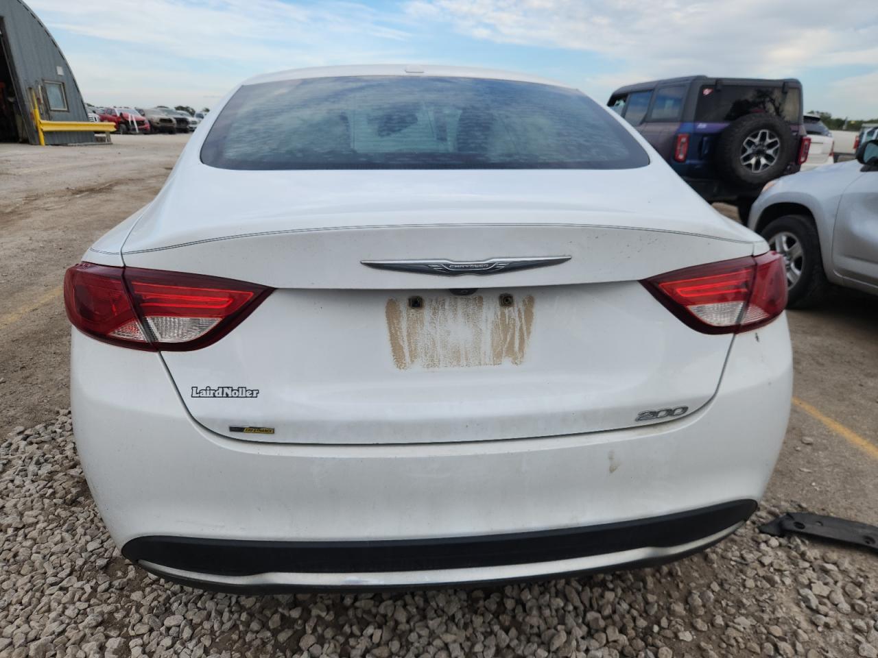 2015 Chrysler 200 Limited VIN: 1C3CCCAB9FN719611 Lot: 83800105