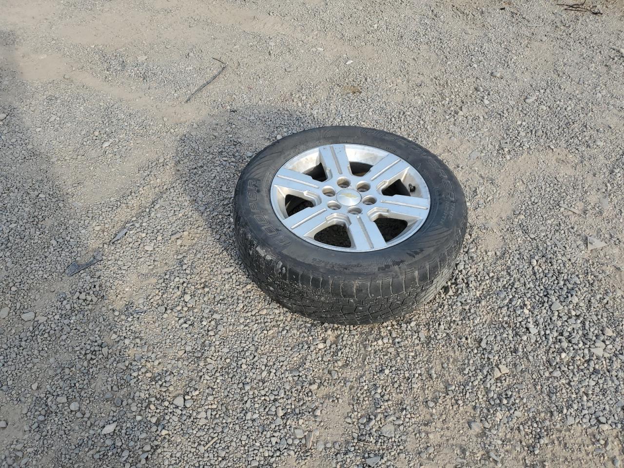 2010 Chevrolet Traverse Lt VIN: 1GNLVGED7AJ266802 Lot: 83943145