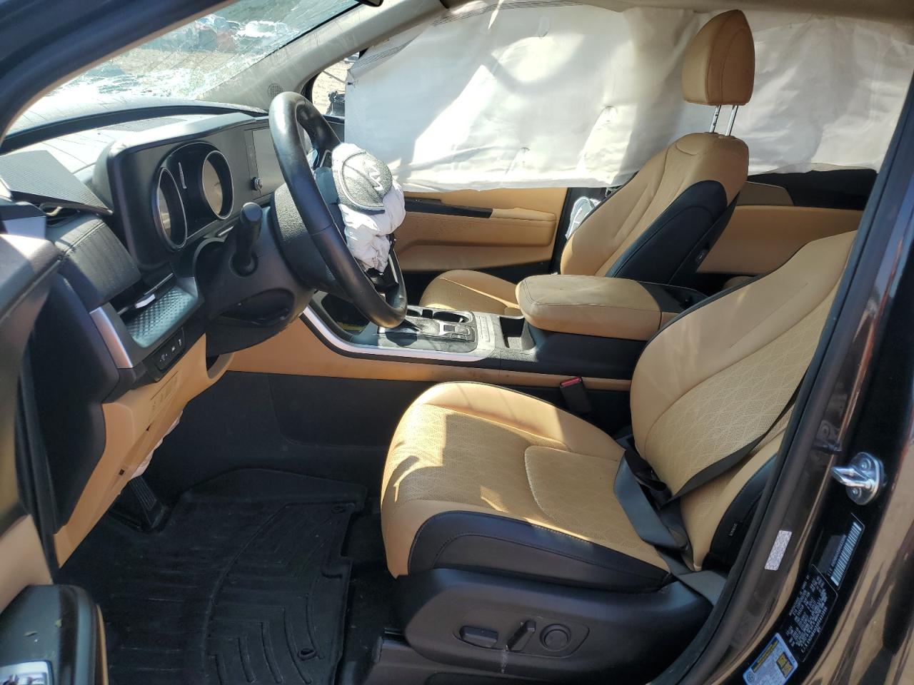 2024 Kia Carnival Lx VIN: KNDNB4H39R6433896 Lot: 72081195