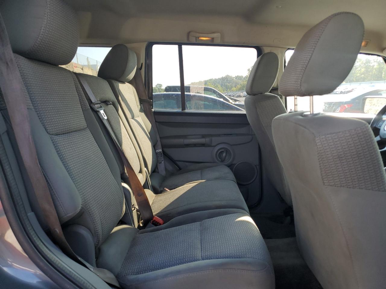 2007 Jeep Commander VIN: 1J8HG48K67C576849 Lot: 70675765