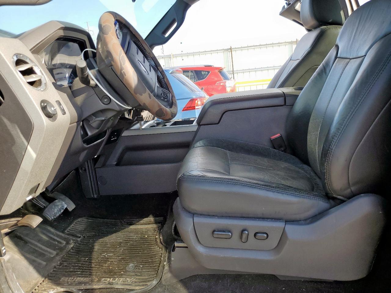 2011 Ford F250 Super Duty VIN: 1FT7X2B65BEA07118 Lot: 81563635