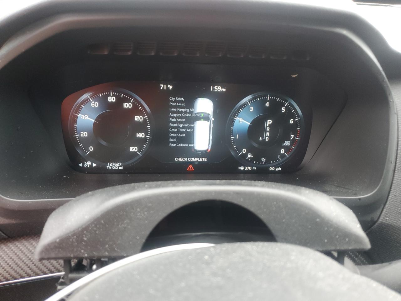 2018 Volvo Xc90 T5 VIN: YV4102XM8J1323472 Lot: 81754095