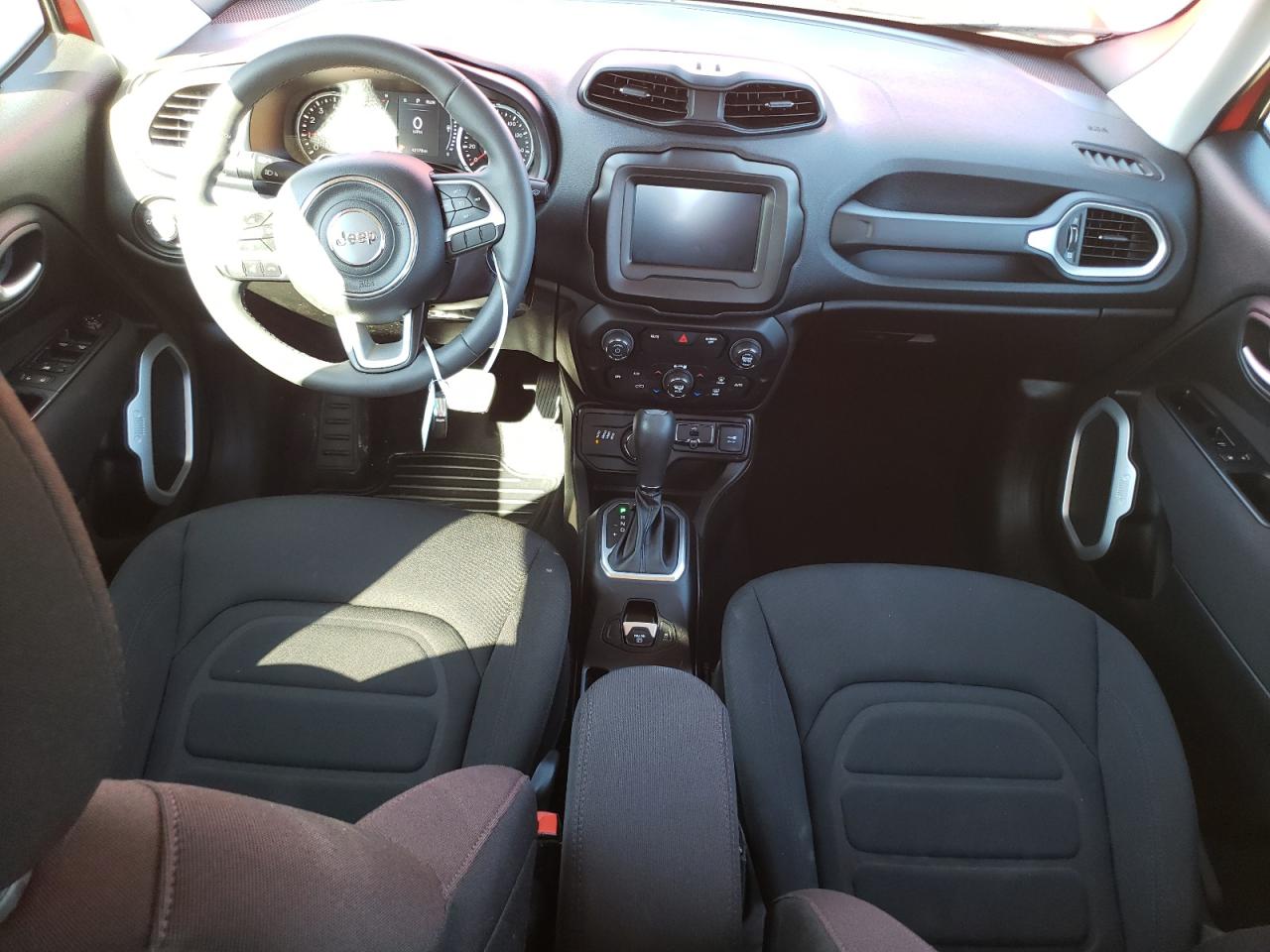 2020 Jeep Renegade Latitude VIN: ZACNJBBB2LPL89815 Lot: 84625885