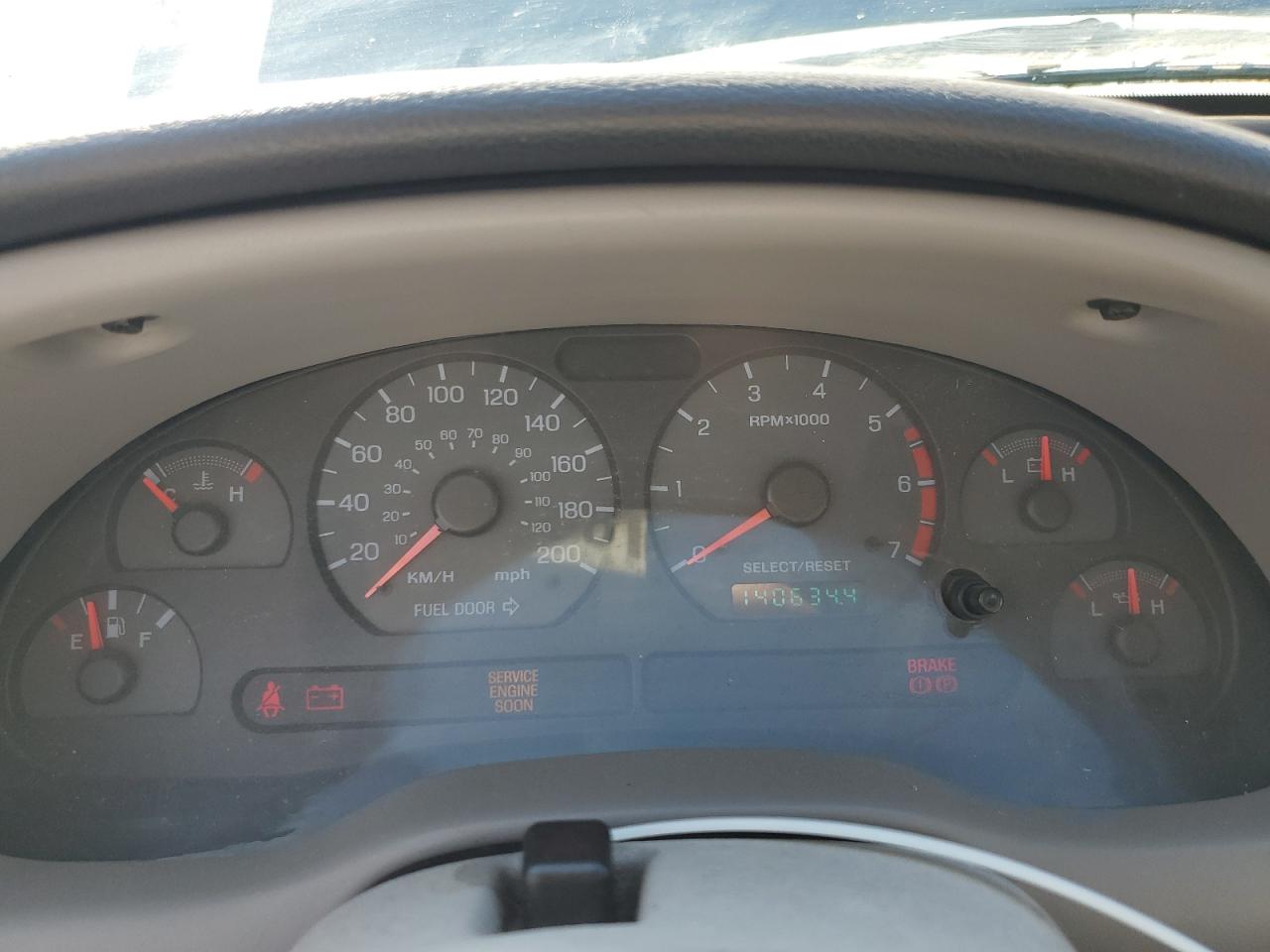 2000 Ford Mustang VIN: 1FAFP4046YF206163 Lot: 81810035