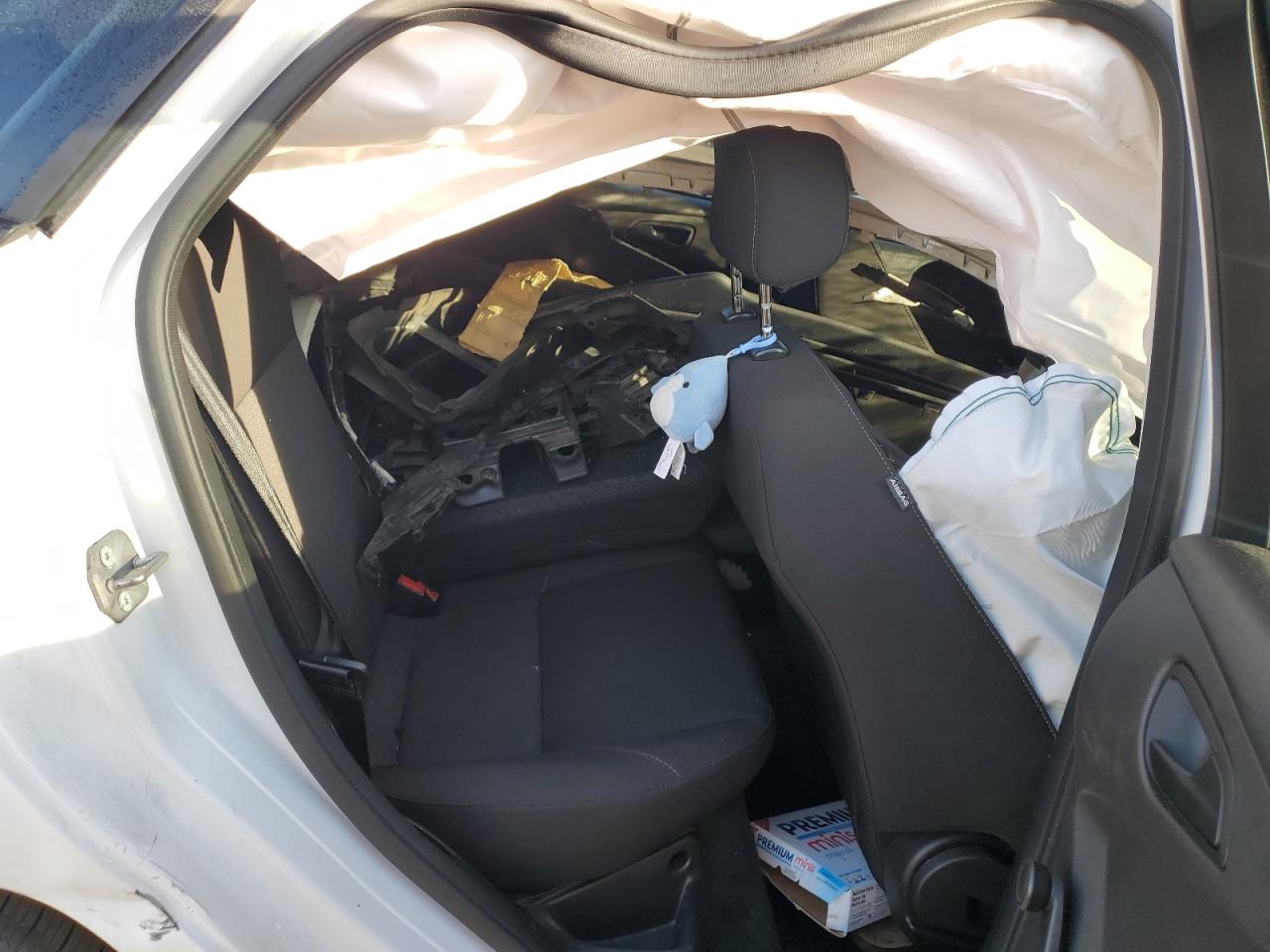 2017 Ford Focus S VIN: 1FADP3E26HL293671 Lot: 83860055