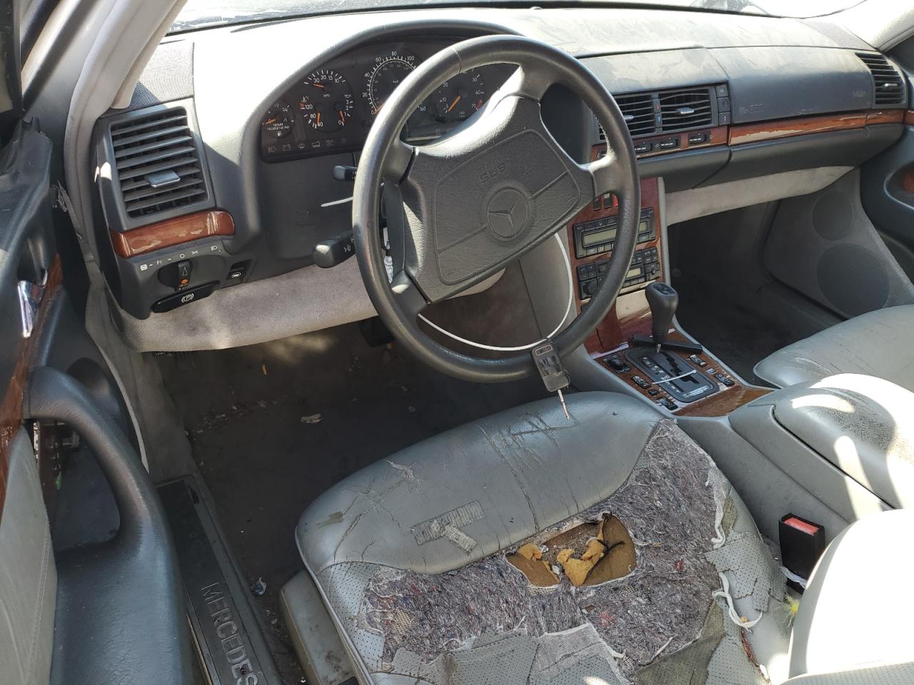 1998 Mercedes-Benz S 320 VIN: WDBGA33G8WA389817 Lot: 81879225