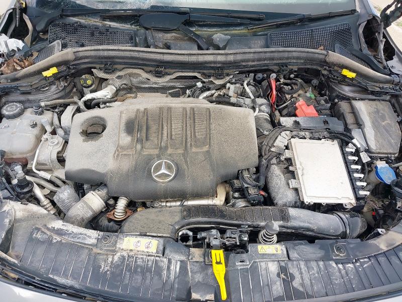 2021 MERCEDES-BENZ GLA 220 AMG LINE PREM + D GLA 220D 4MATIC AMG LINE PREMIUM