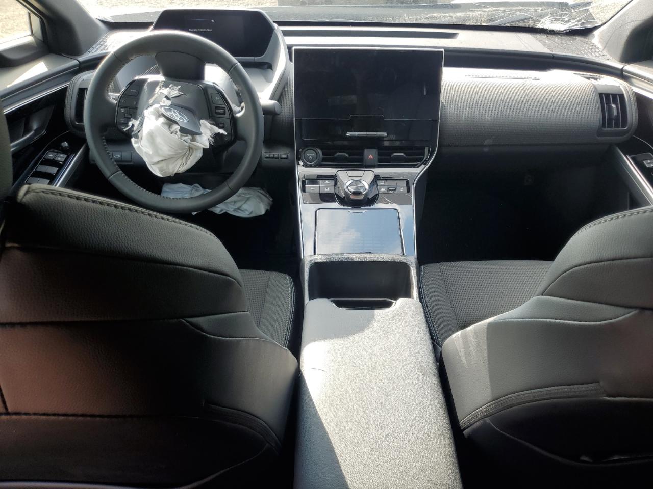 2025 Toyota Bz4X Xle VIN: JTMABACA1SA103451 Lot: 71730015