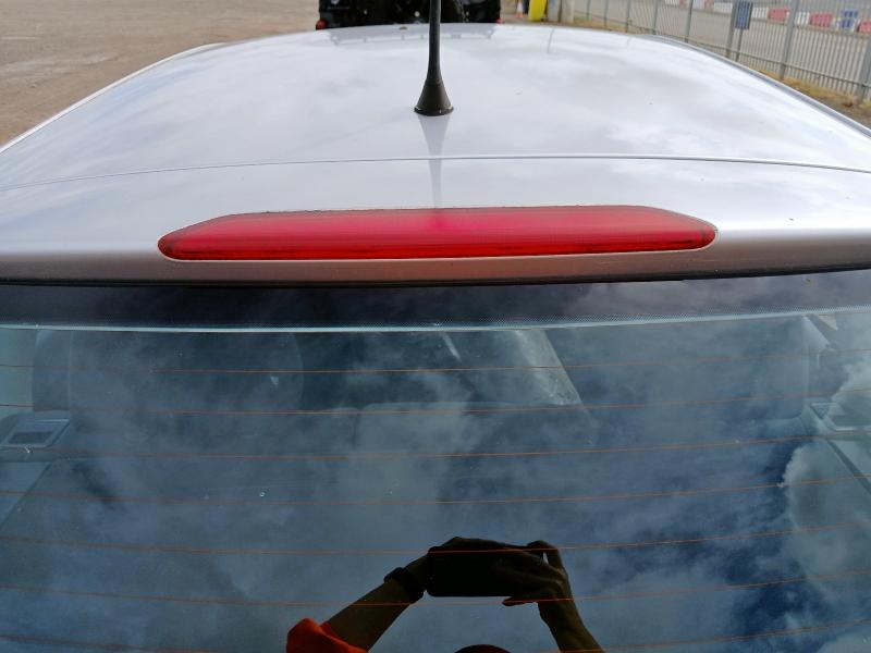 2003 VOLKSWAGEN POLO SE AUTO 
