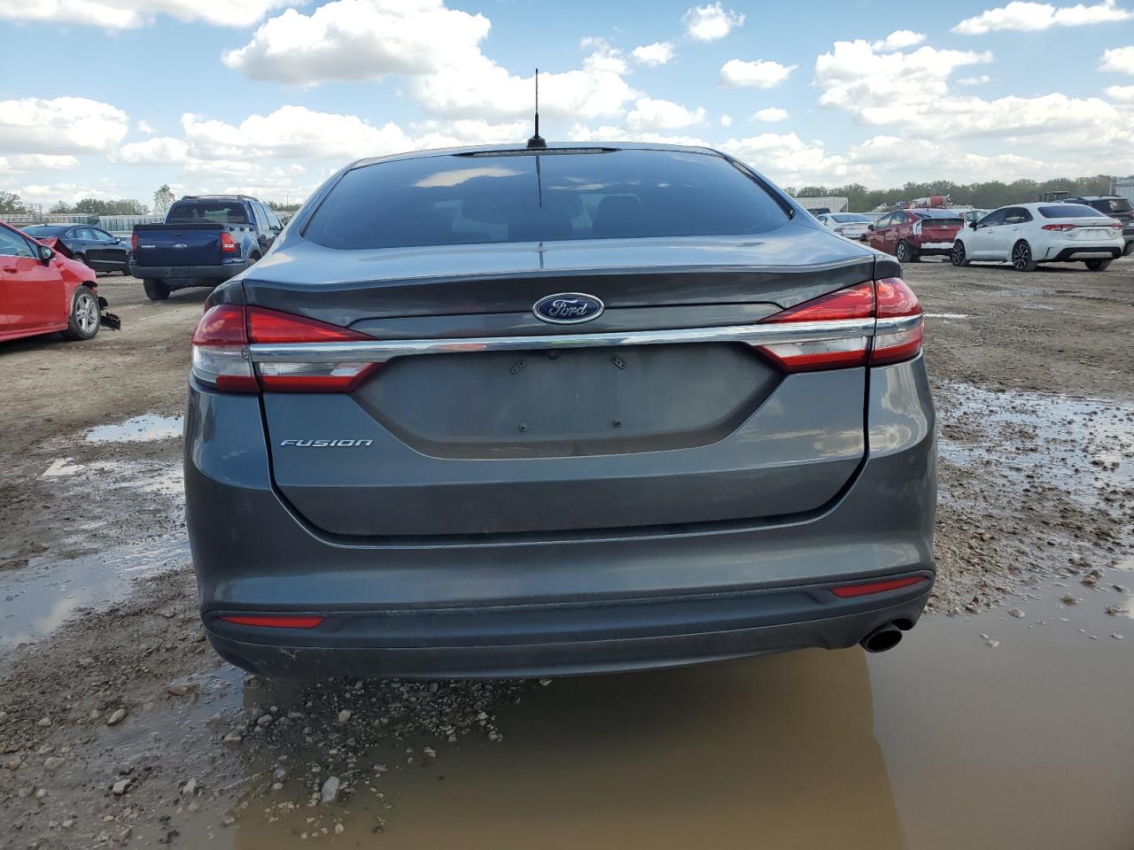 2017 Ford Fusion S VIN: 3FA6P0G71HR179241 Lot: 84162275