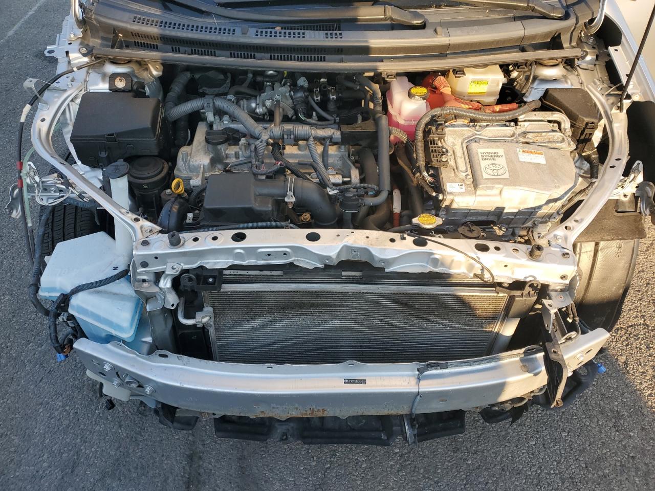 2012 Toyota Prius C VIN: JTDKDTB35C1013721 Lot: 71704045