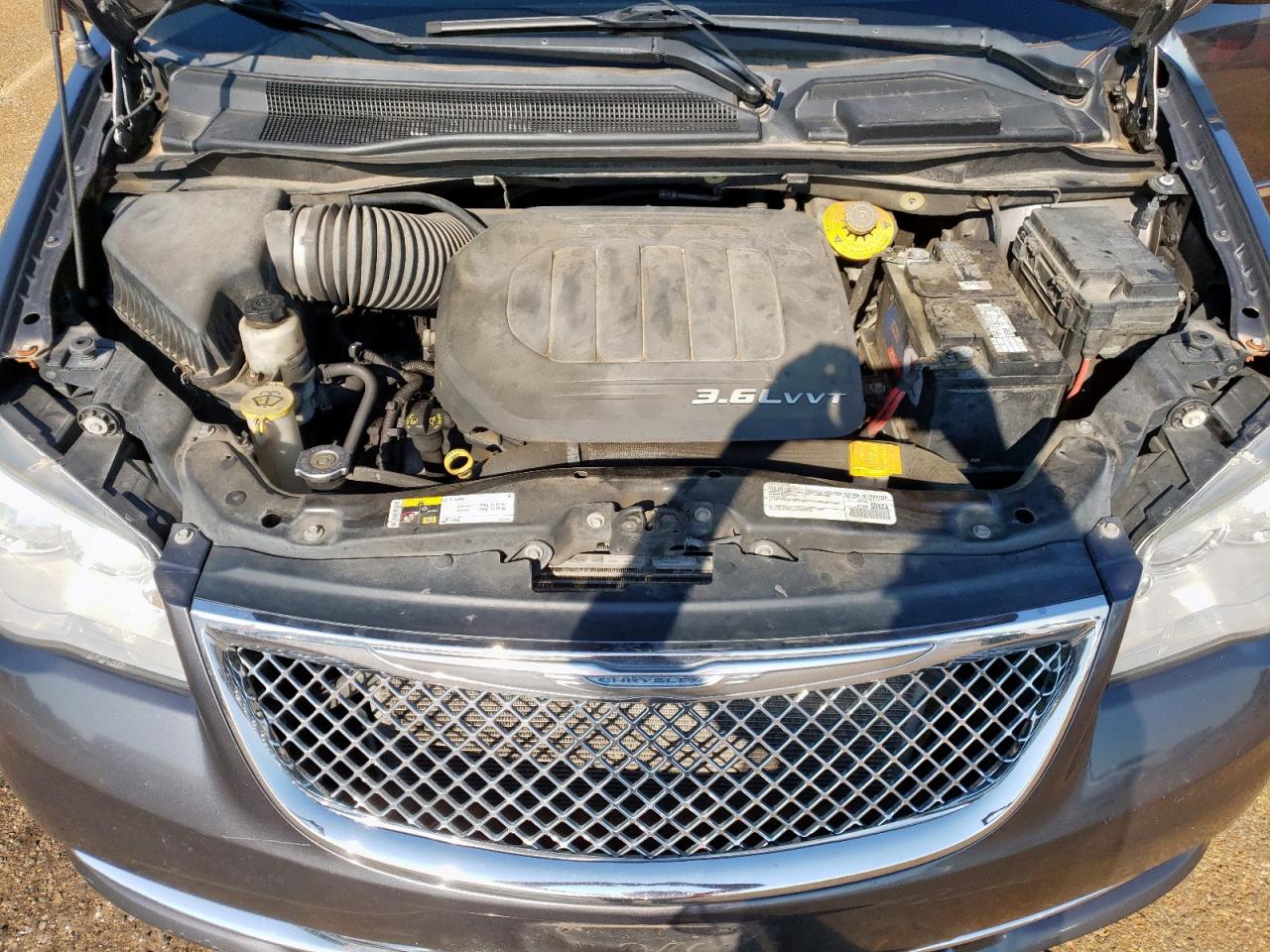 2016 Chrysler Town & Country Touring L VIN: 2C4RC1CG8GR128015 Lot: 80335765