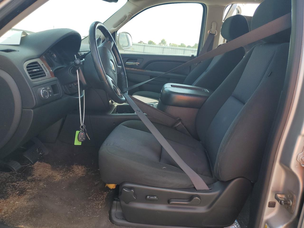 2011 Chevrolet Tahoe C1500 Ls VIN: 1GNSCAE03BR211696 Lot: 81493645