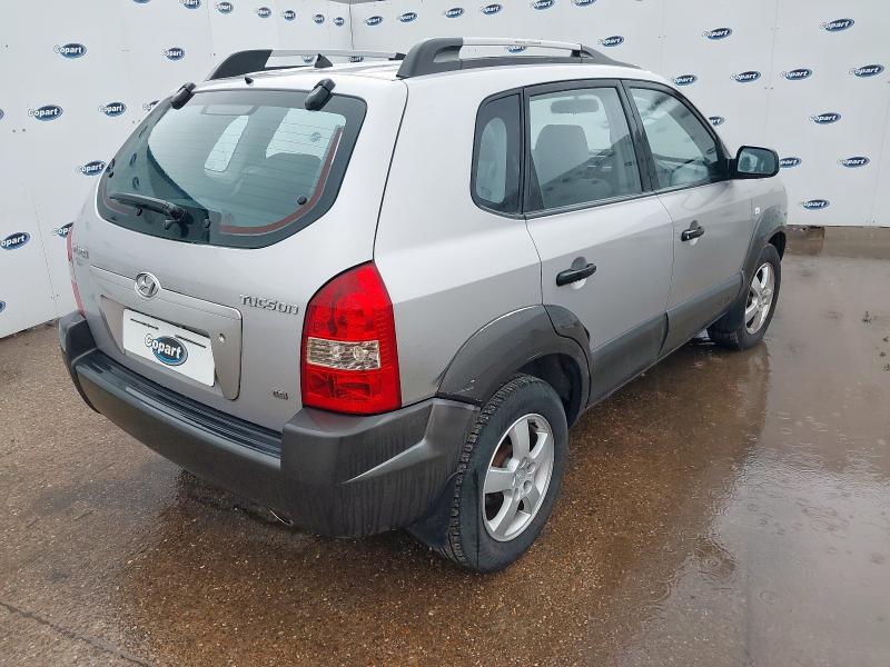 2005 HYUNDAI TUCSON
