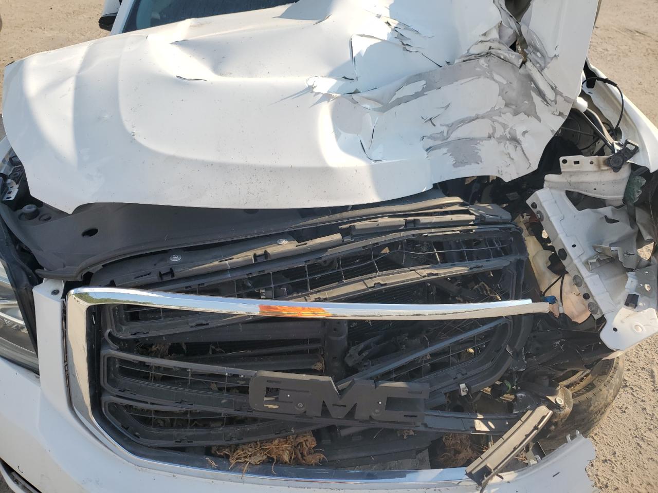 2018 GMC Yukon Slt VIN: 1GKS1BKC4JR137386 Lot: 71153135