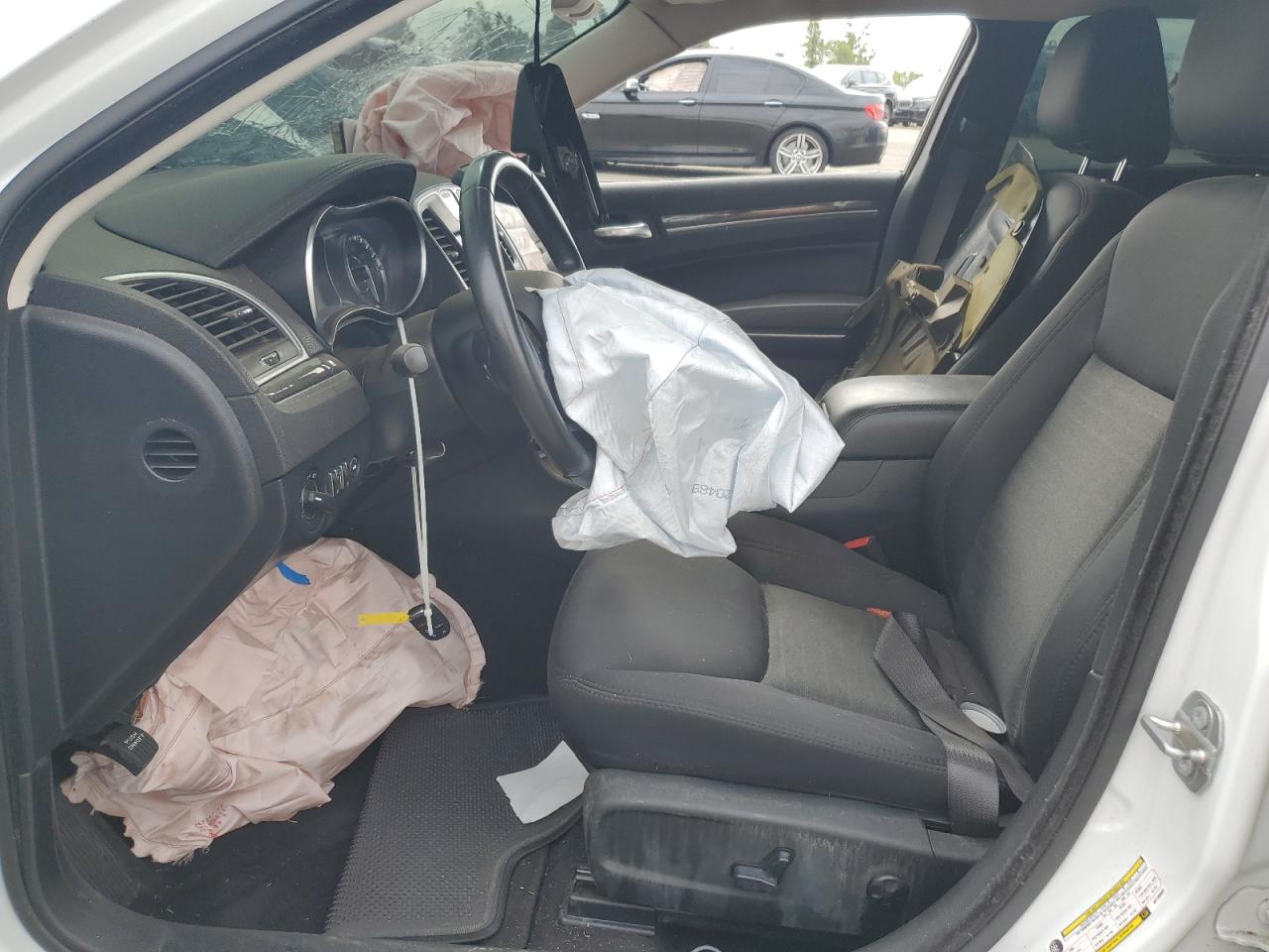 2019 Chrysler 300 Touring VIN: 2C3CCAAG9KH738663 Lot: 71458515