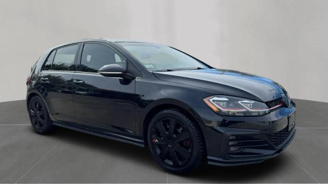  VOLKSWAGEN GTI 2019 Черный