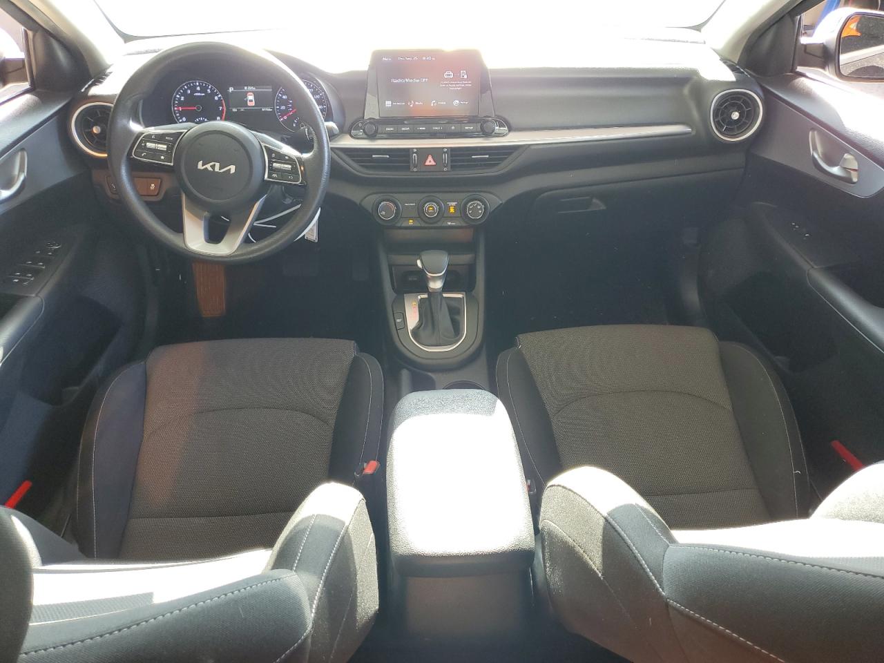 2024 Kia Forte Lx VIN: 3KPF24AD9RE749946 Lot: 84274375