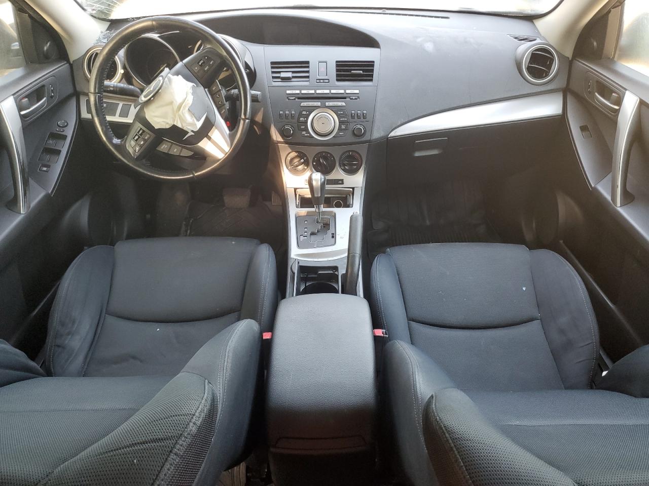 2010 Mazda 3 S VIN: JM1BL1H58A1143893 Lot: 71963895