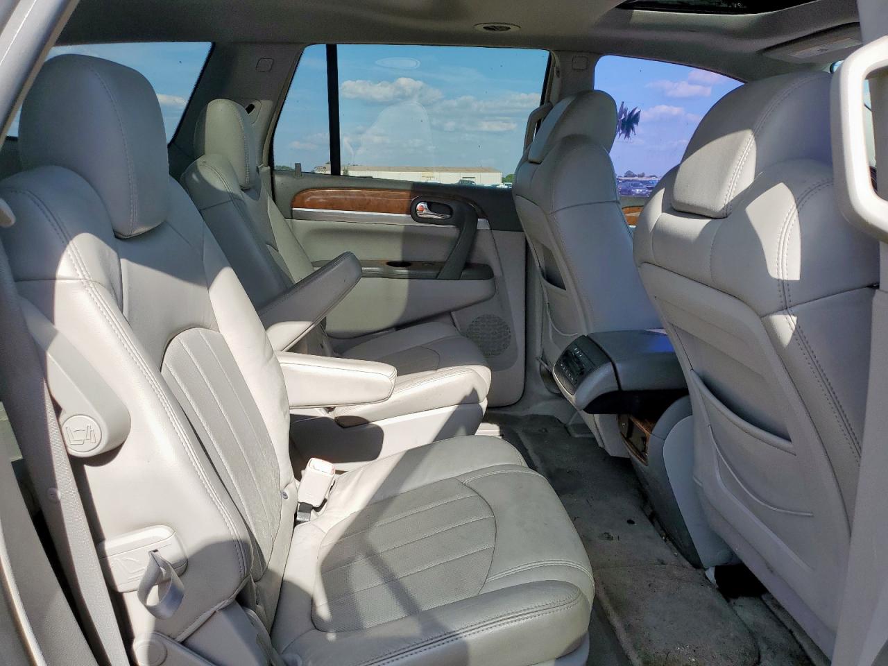 2008 Buick Enclave Cxl VIN: 5GAER23798J232913 Lot: 84845715