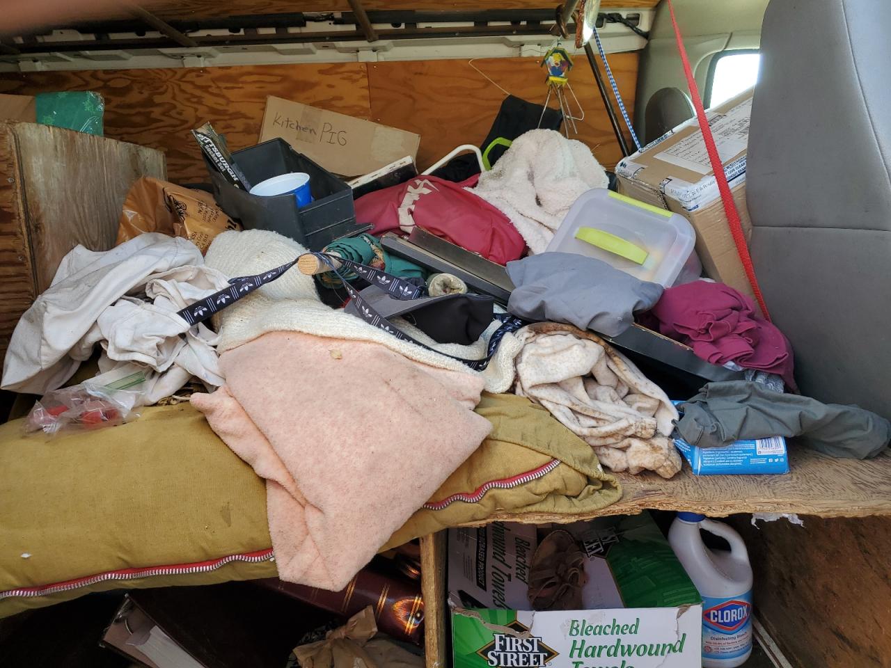 2000 Chevrolet Express G1500 VIN: 1GCEG15W9Y1211935 Lot: 80926485