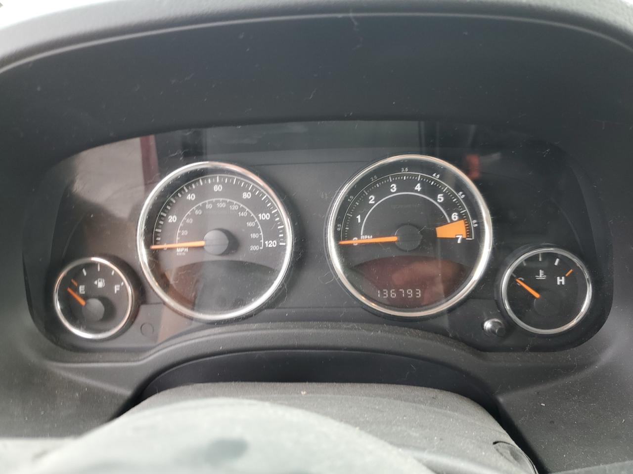 2014 Jeep Compass Latitude VIN: 1C4NJDEB6ED738969 Lot: 71418005