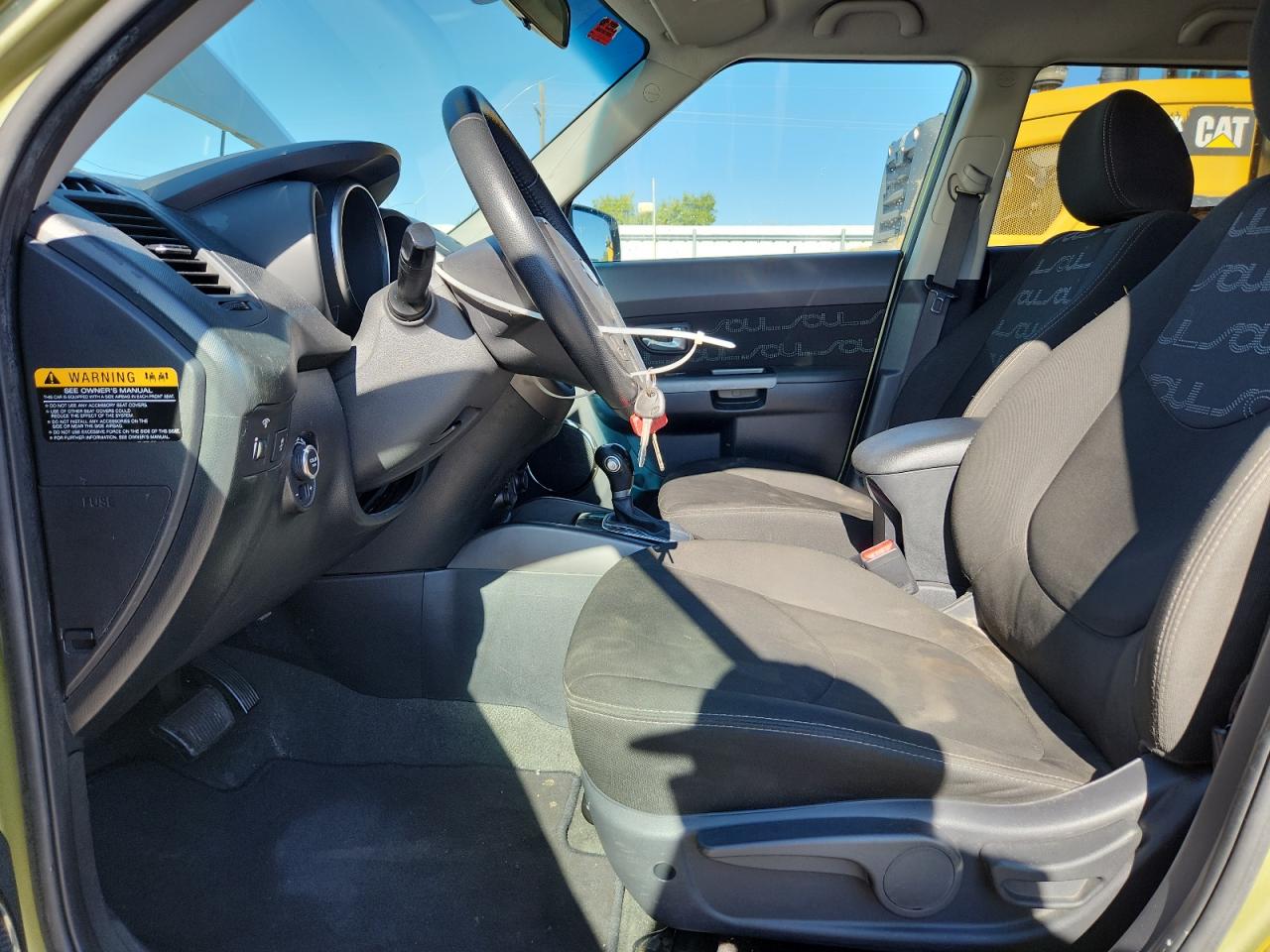 2012 Kia Soul + VIN: KNDJT2A62C7423748 Lot: 81319595