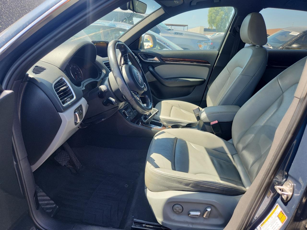 2016 Audi Q3 Premium Plus VIN: WA1EFCFS0GR010011 Lot: 80893045
