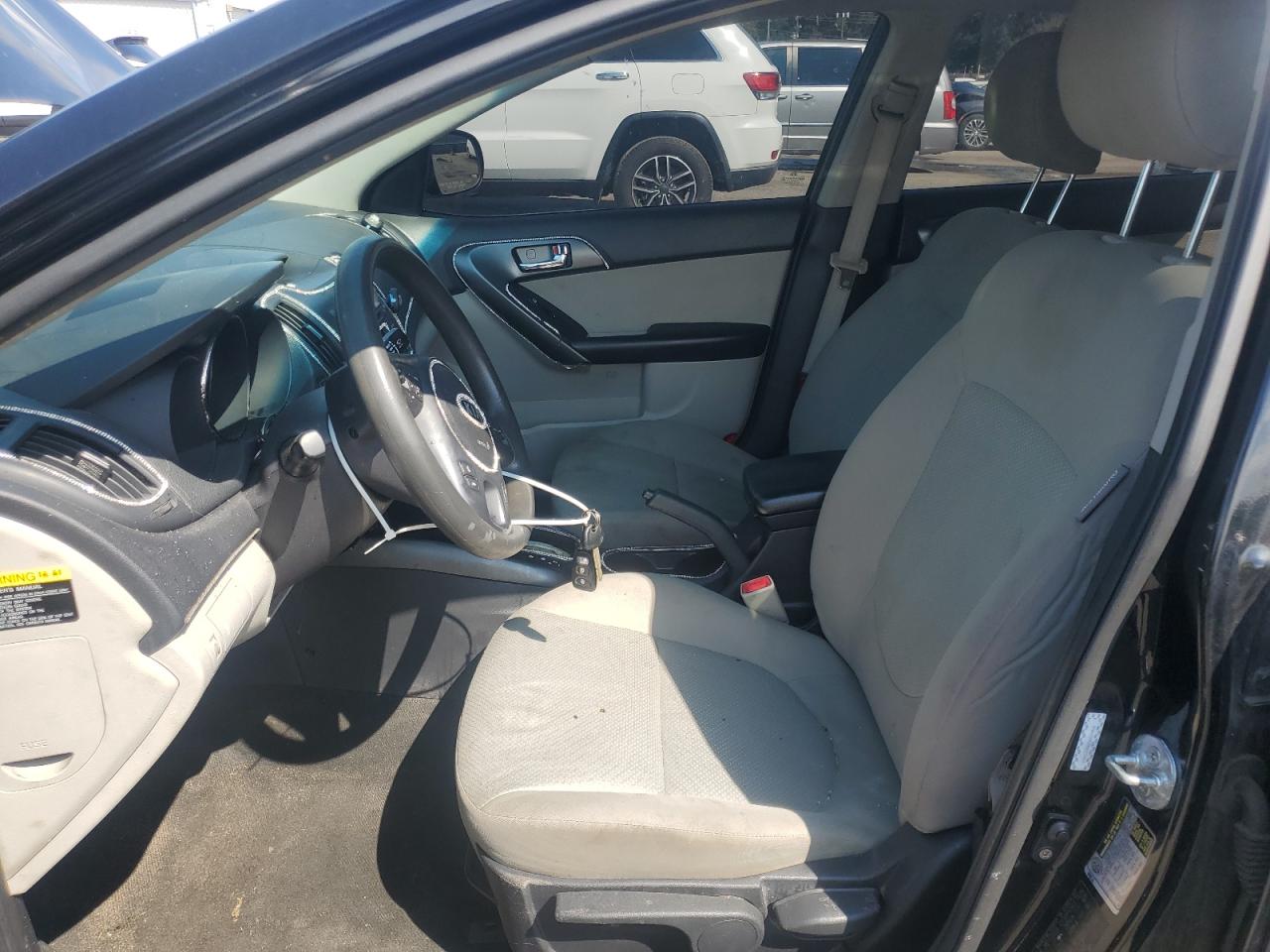 2013 Kia Forte Ex VIN: KNAFU4A20D5737601 Lot: 84188585