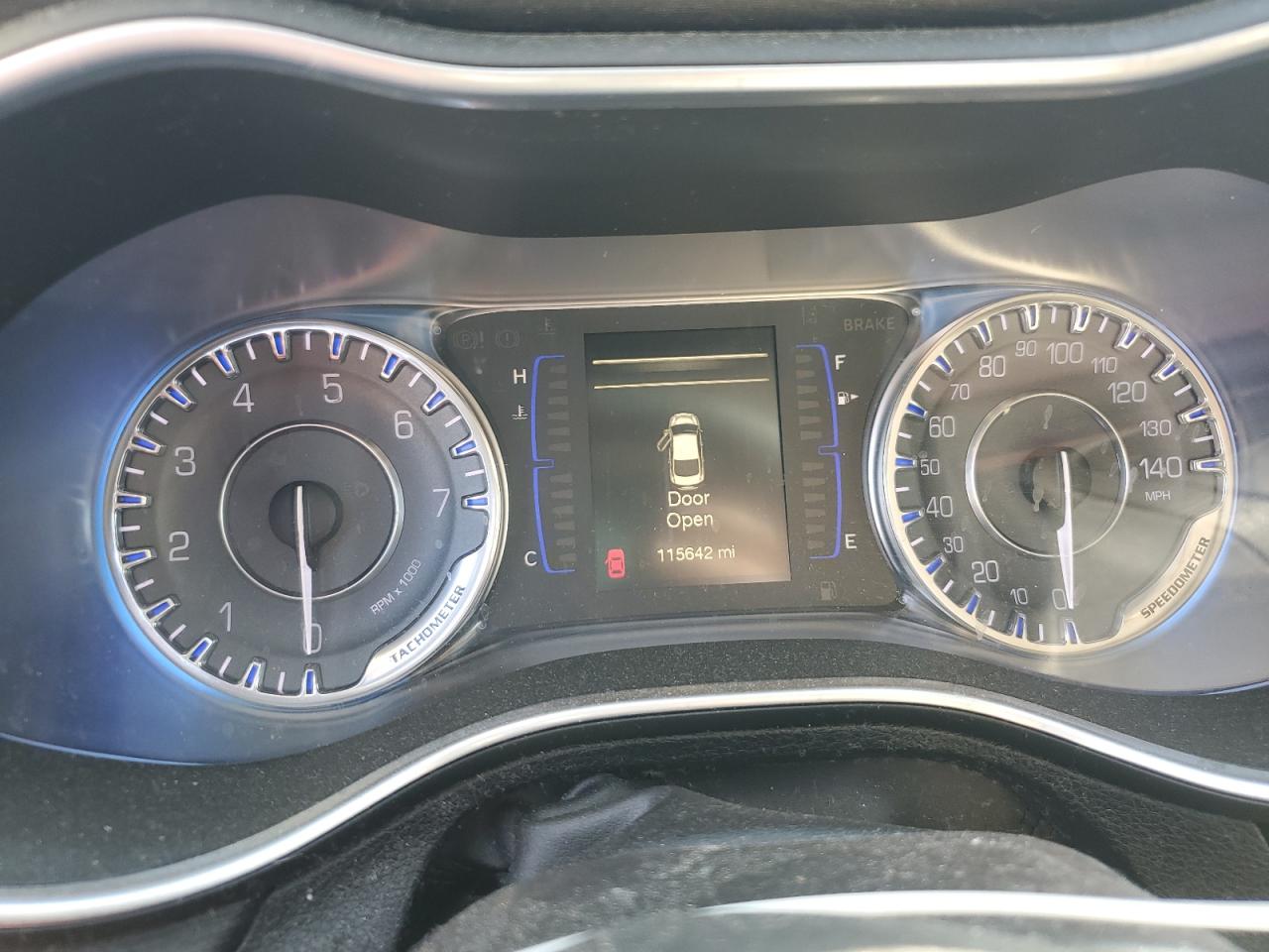 2016 Chrysler 200 Limited VIN: 1C3CCCAB7GN116531 Lot: 70065195