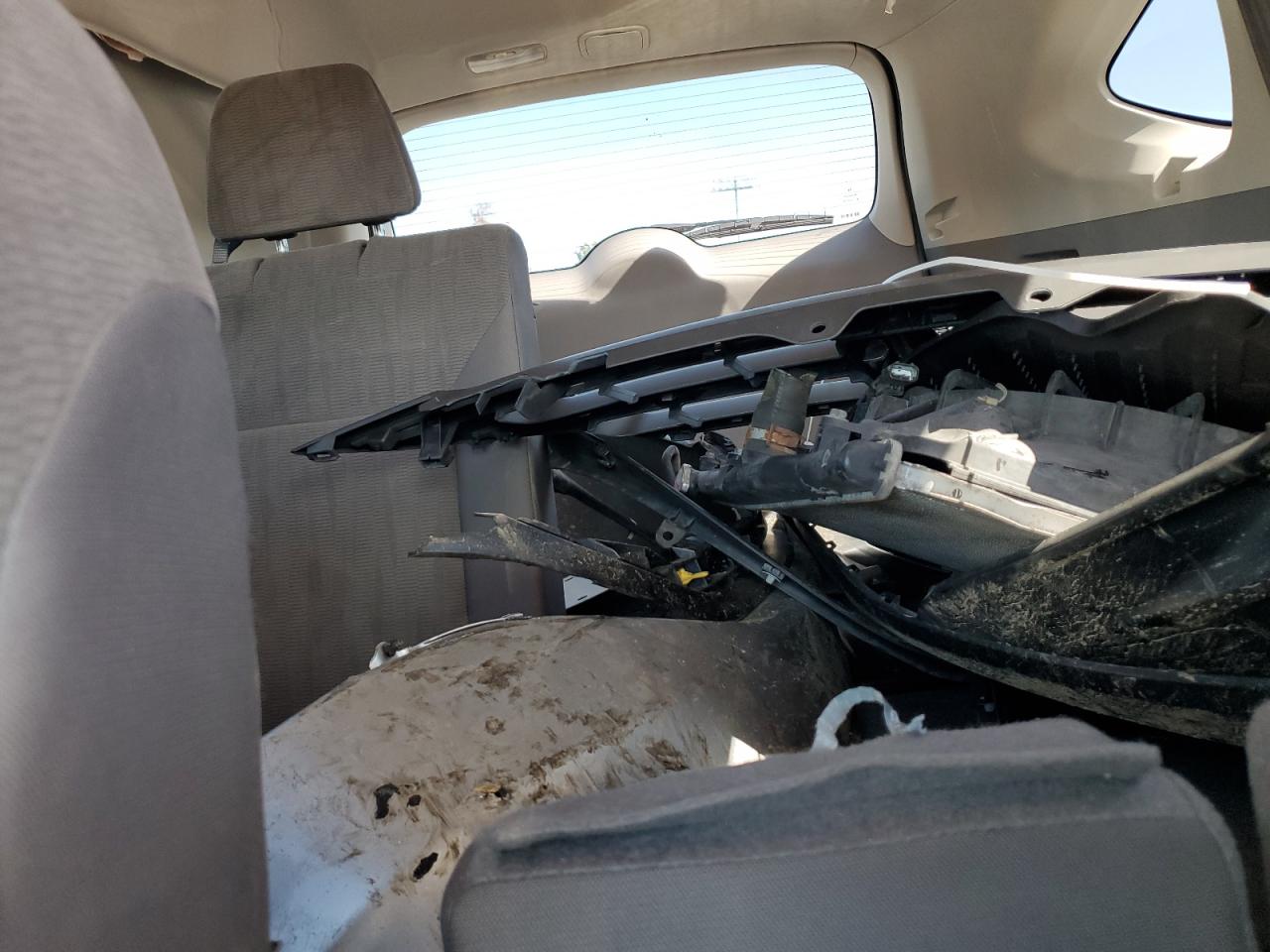 2014 Honda Cr-V Lx VIN: 2HKRM4H39EH628490 Lot: 80000985