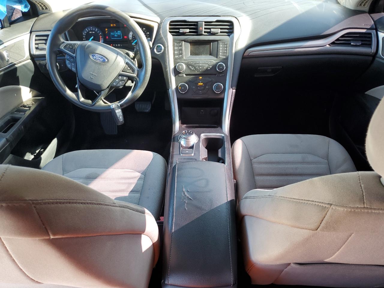 2017 Ford Fusion S VIN: 3FA6P0G76HR303410 Lot: 82980944