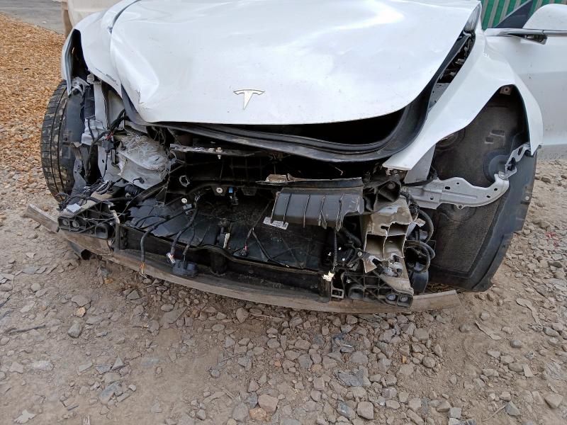2019 TESLA MODEL 3 STANDARD RANGE + 