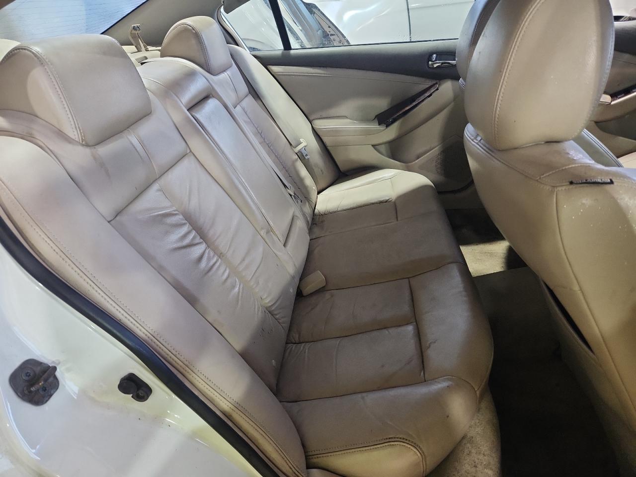 2010 Nissan Altima Base VIN: 1N4AL2AP1AN417964 Lot: 70880755