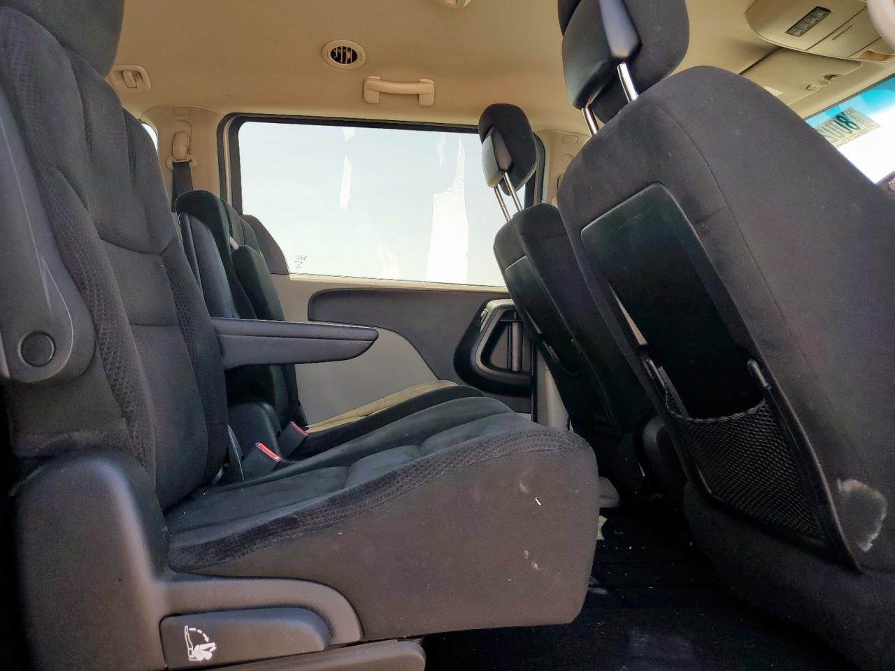 2015 Dodge Grand Caravan Sxt VIN: 2C4RDGCG5FR556638 Lot: 80021375