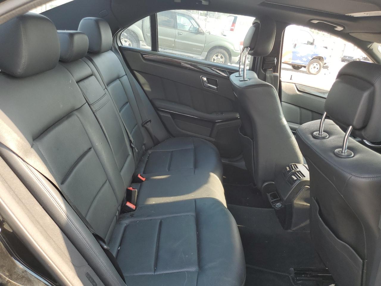 2010 Mercedes-Benz E 350 VIN: WDDHF5GB5AA028593 Lot: 71898325