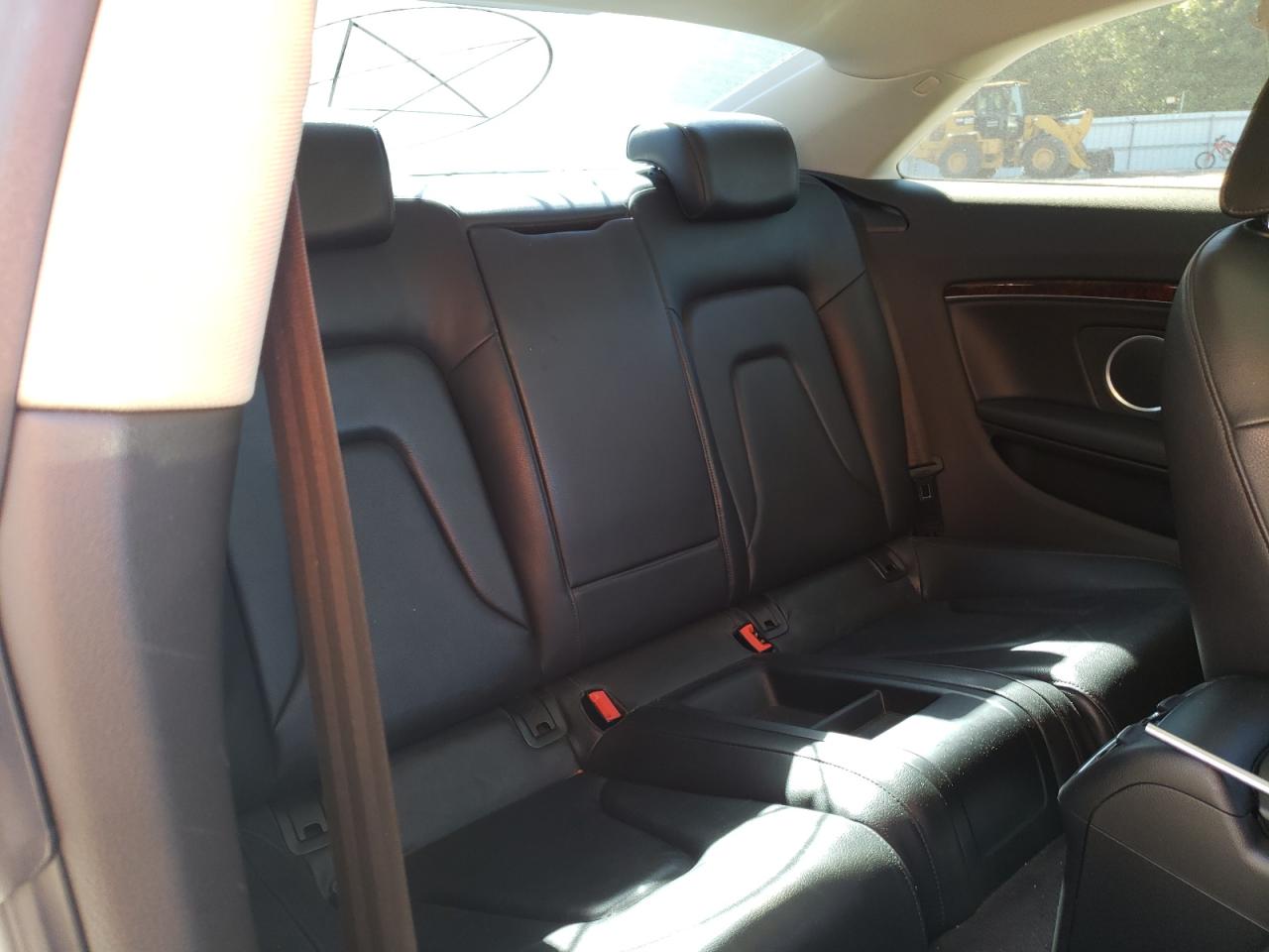 2011 Audi A5 Premium Plus VIN: WAULFAFR5BA009309 Lot: 81526935