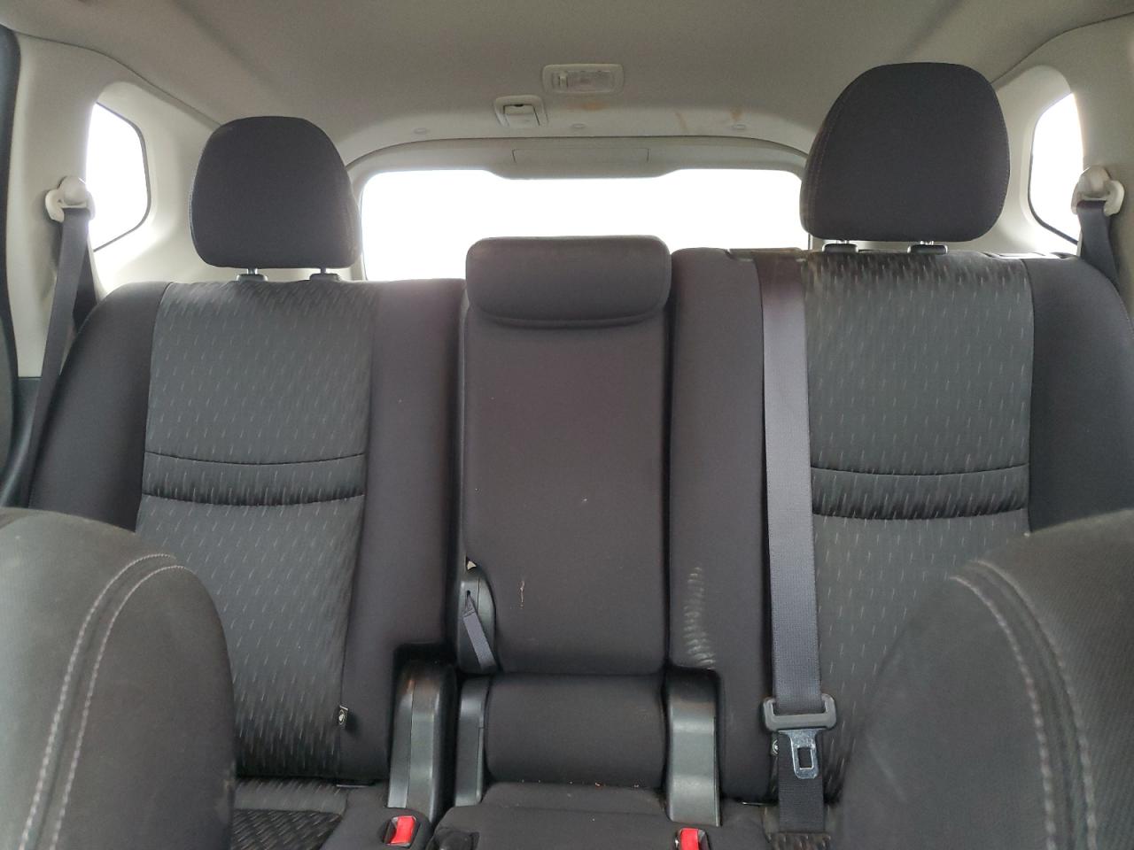 2019 Nissan Rogue S VIN: JN8AT2MT5KW505113 Lot: 80455835