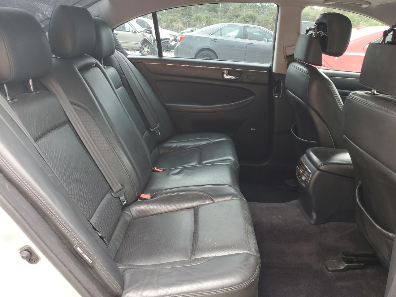 2011 Hyundai Genesis 3.8L VIN: KMHGC4DE2BU134258 Lot: 71898275