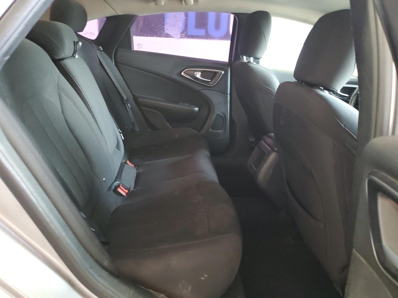 2016 Chrysler 200 Lx VIN: 1C3CCCFB8GN192333 Lot: 71661215