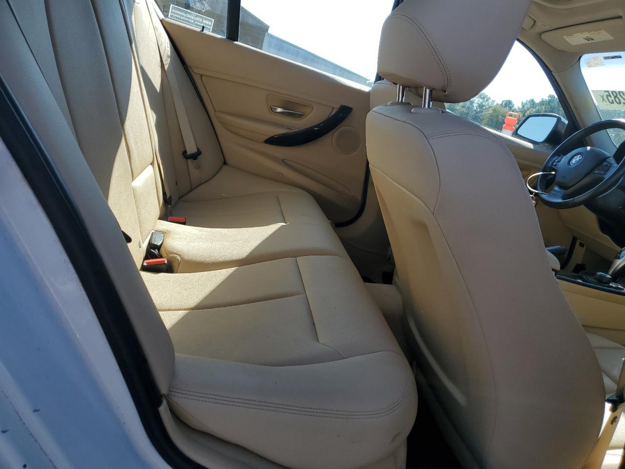 2015 BMW 320 I VIN: WBA3B1G54FNT03824 Lot: 81684285