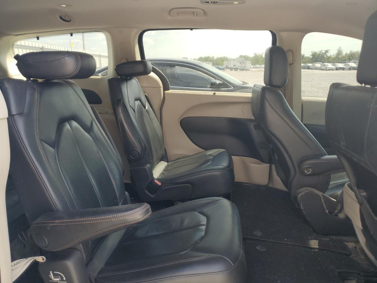 2020 Chrysler Pacifica Touring L VIN: 2C4RC1BG5LR274237 Lot: 80550495