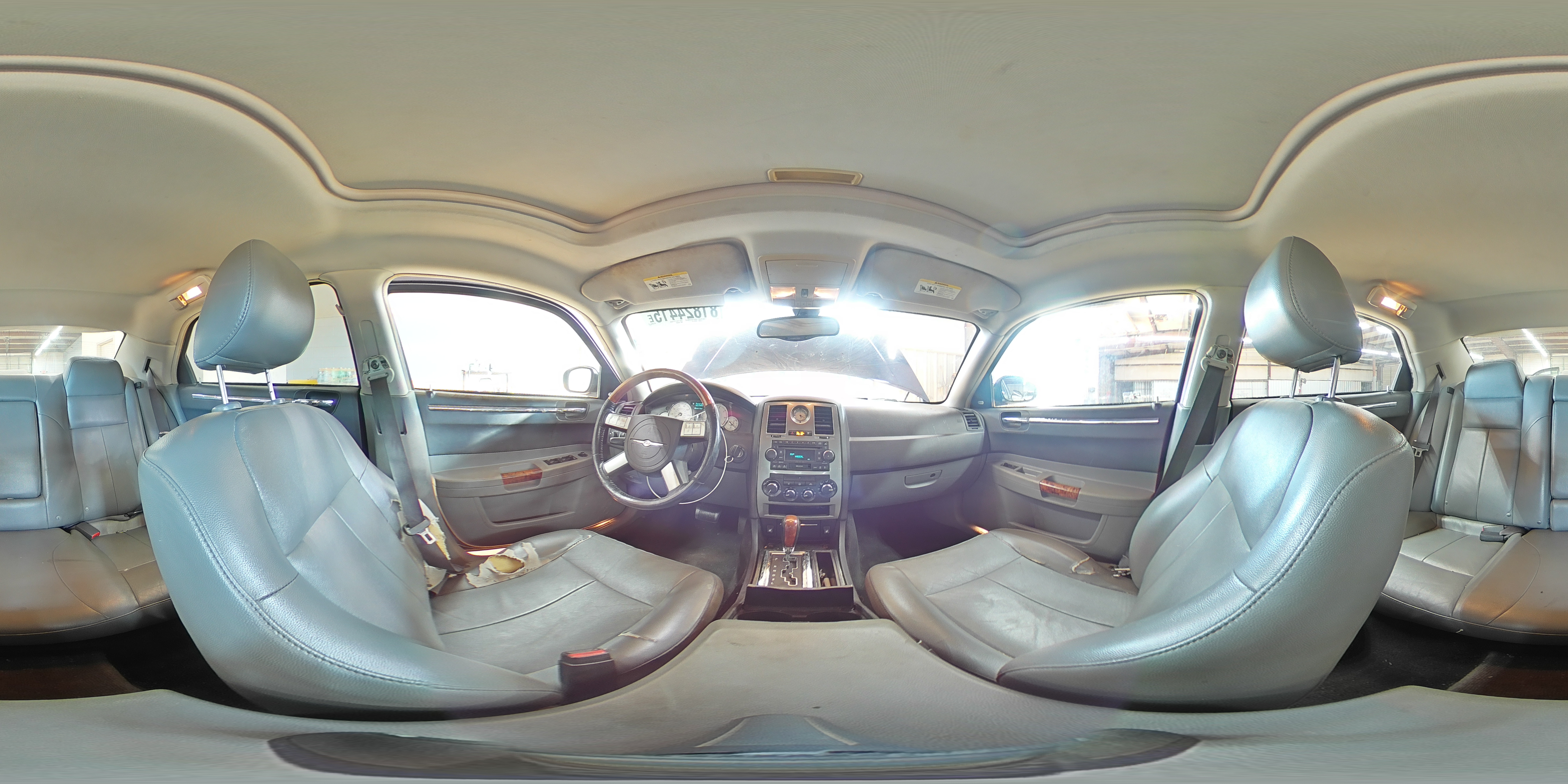 2005 Chrysler 300 Touring VIN: 2C3JA53G85H645669 Lot: 81824415