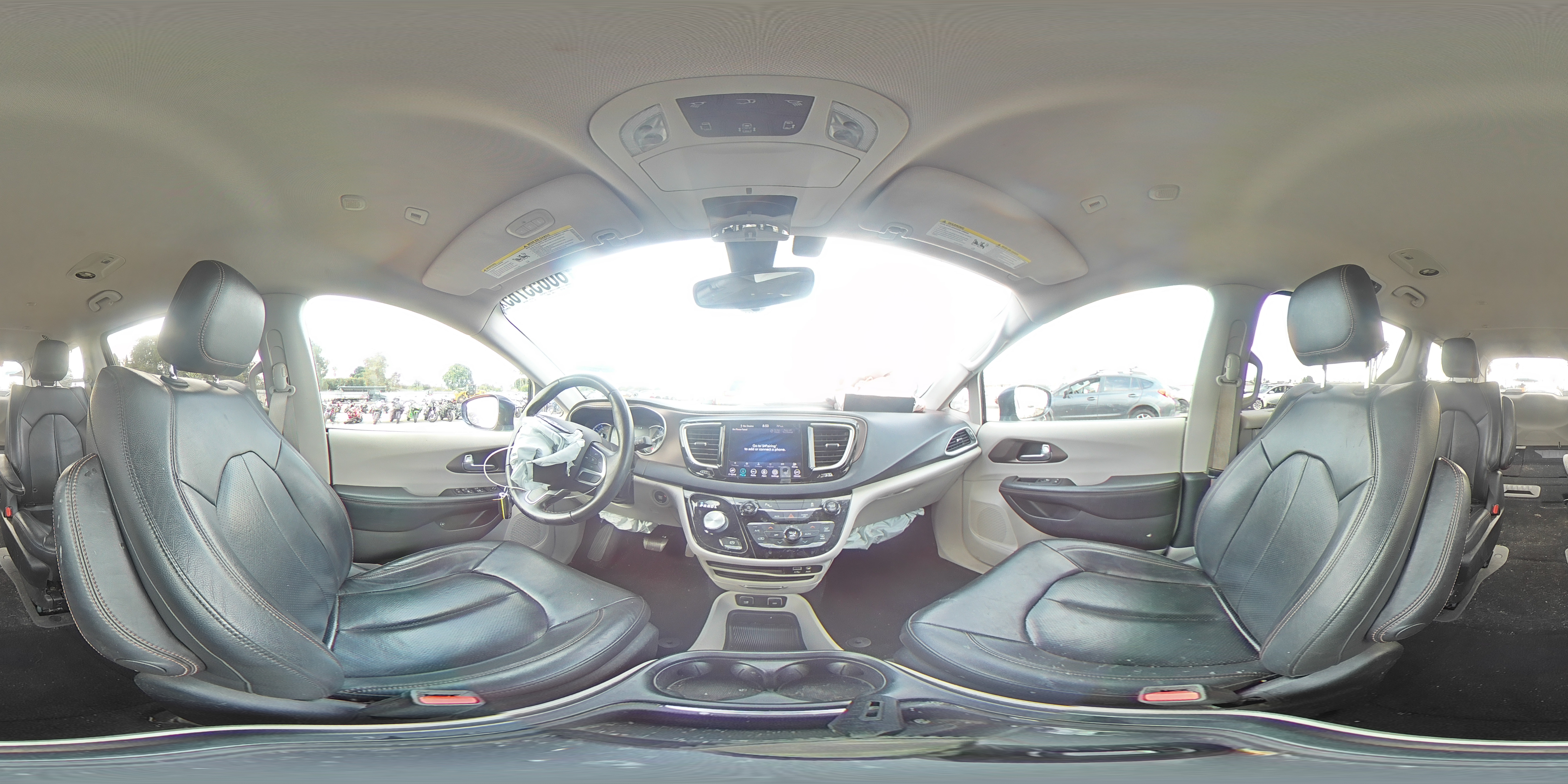 2018 Chrysler Pacifica Hybrid Touring L VIN: 2C4RC1L75JR248216 Lot: 80653765