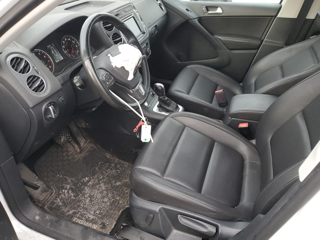 2017 Volkswagen Tiguan S VIN: WVGBV7AX0HK033607 Lot: 80106495
